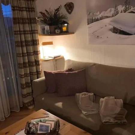 Chesa Trafogl Apartment